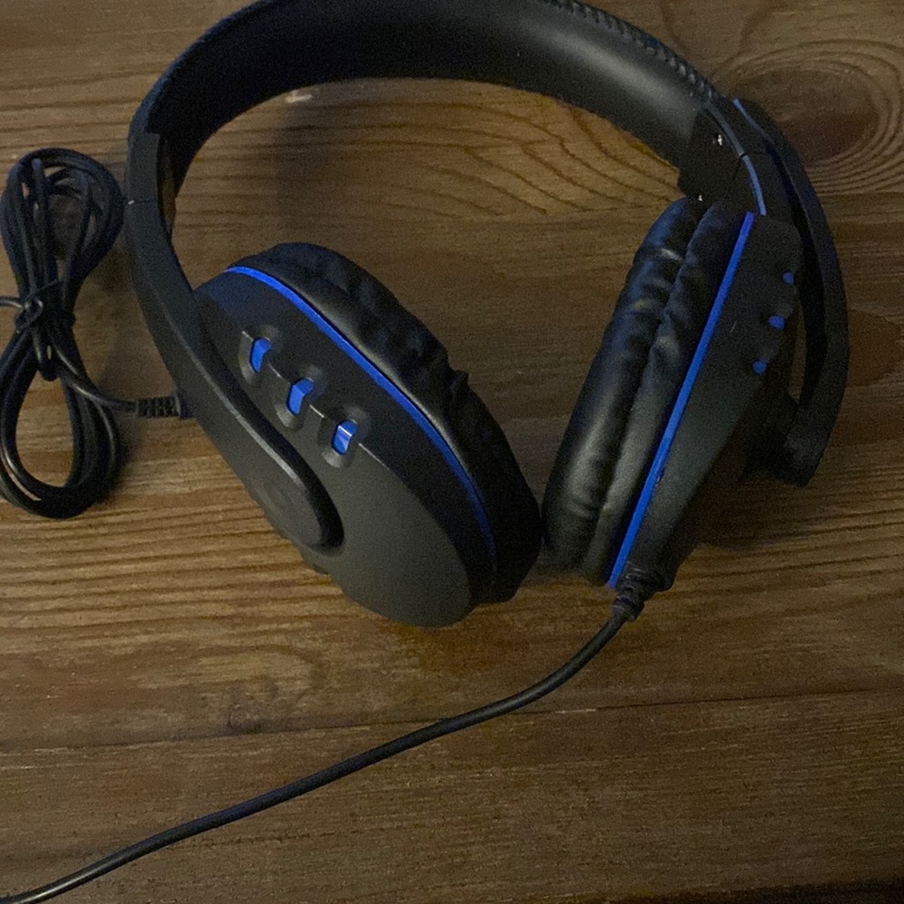 Xbox headphones
